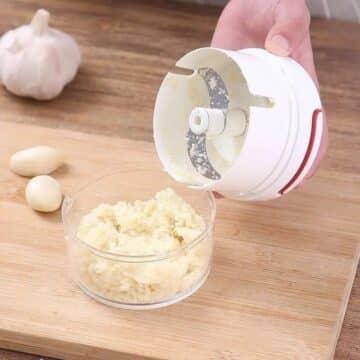 Handheld Garlic Grinder - CozyDudes 